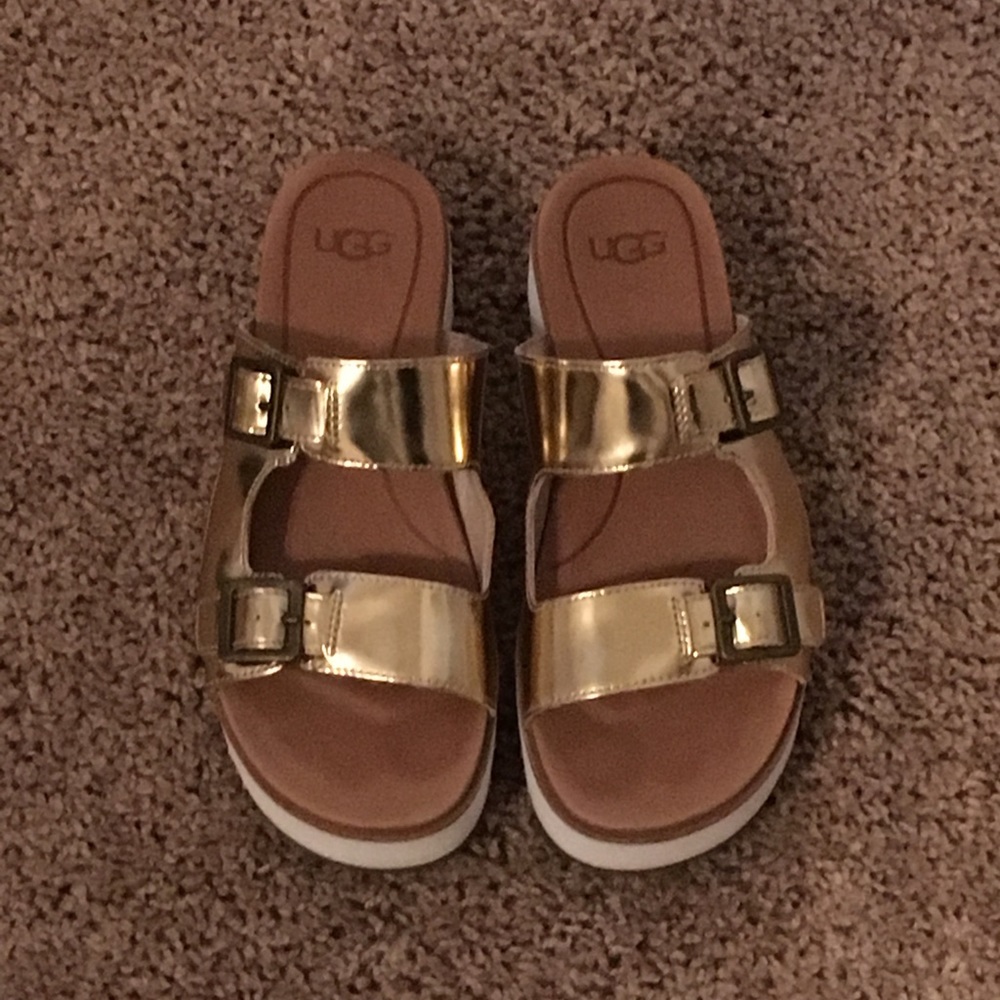 Metallic gold sandals